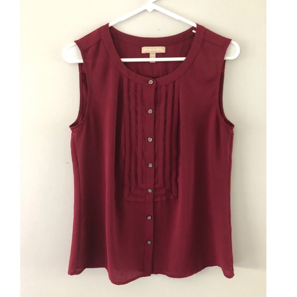 Banana Republic Tops - Banana Republic Sleeveless Blouse